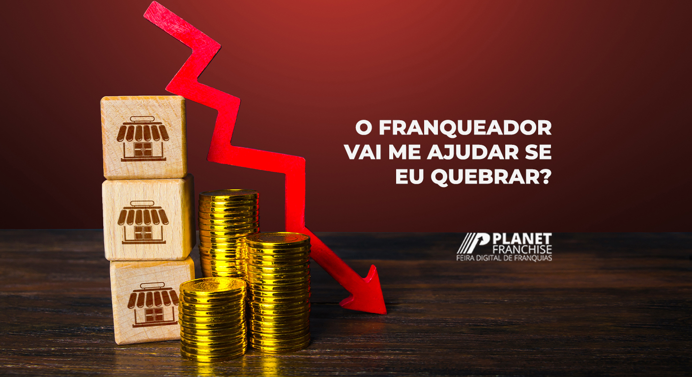Blocos de loja empilhados ao lado de moedas e seta vermelha em queda, simbolizando crise de franquias. Planet Franchise.